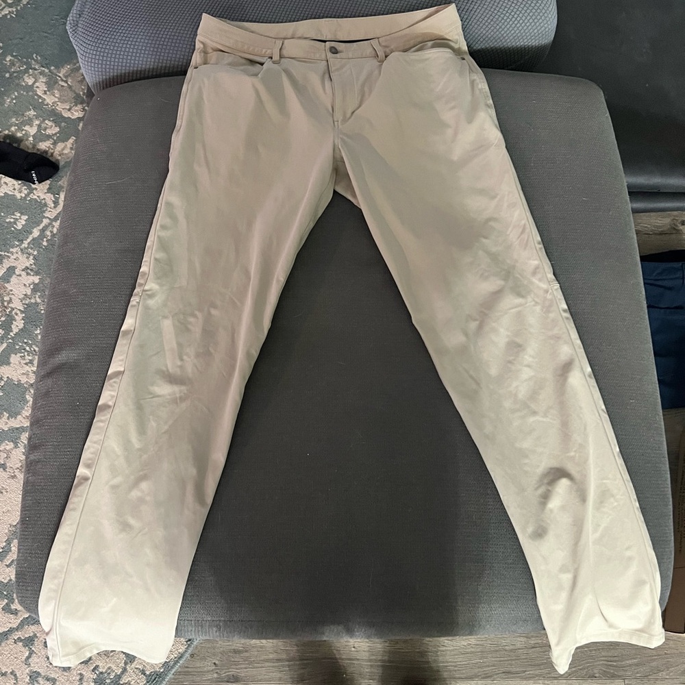 Lululemon 36L ABC Pant